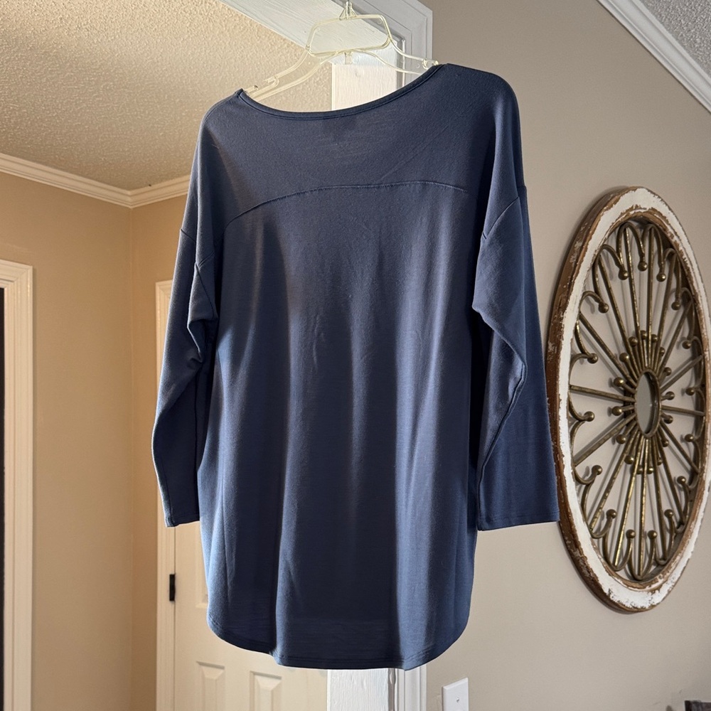 Wonderly Blue 3/4 Sleeve Tunic - Picture 4 of 4